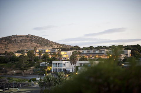 The Bluff Resort Apartments - Accommodation 4U 38
