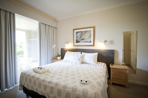The Bluff Resort Apartments - Accommodation 4U 36
