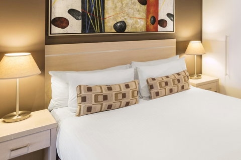 Apartments @ 16 Holdfast - Accommodation 4U 11