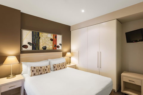 Apartments @ 16 Holdfast - Accommodation 4U 9