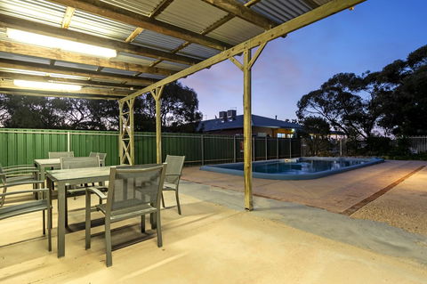 Border Village Roadhouse - Accommodation 4U 23
