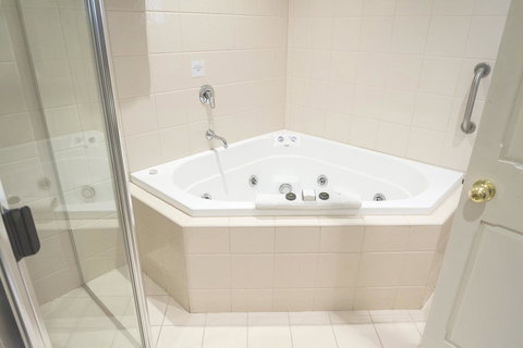 Serafino McLaren Vale - Accommodation 4U 7