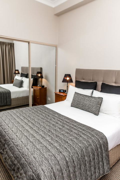 The Belmore Apartments Hotel - Accommodation 4U 11