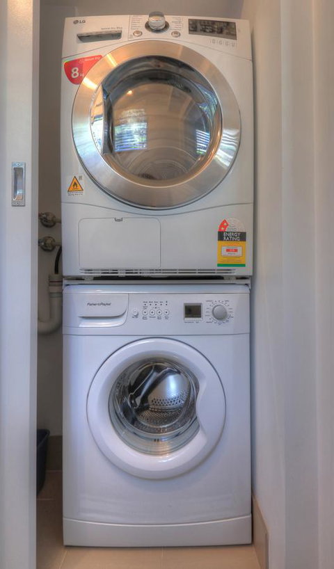 Snowgoose Apartments - Accommodation 4U 1