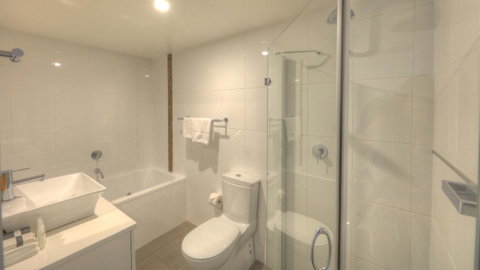 Snowgoose Apartments - Accommodation 4U 5