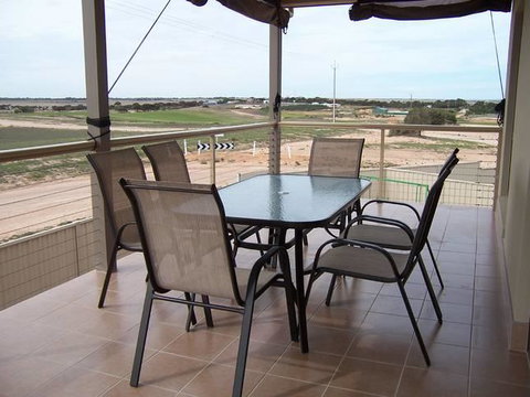Relax On Par - Accommodation 4U 11
