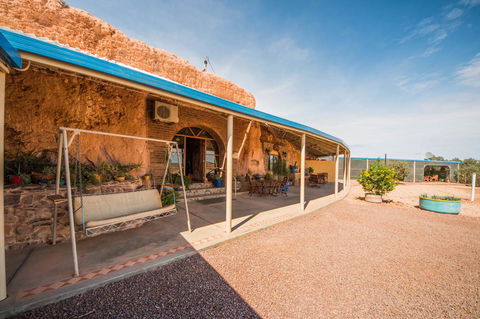 The Underground Motel - Accommodation 4U 23