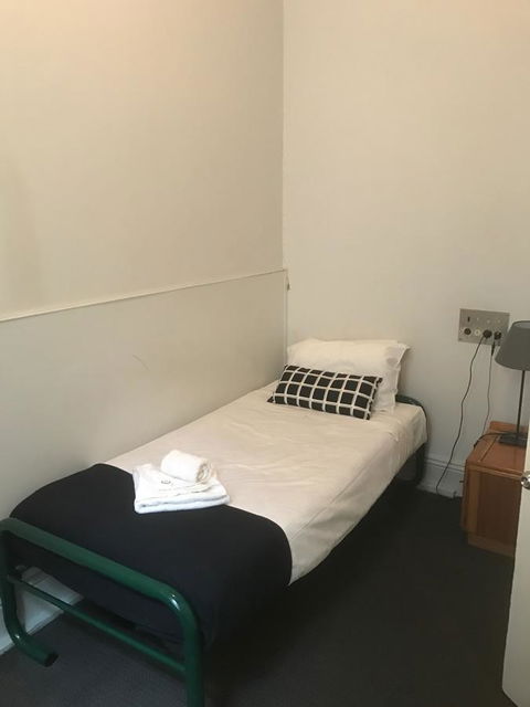 Grosvenor Hotel - Accommodation 4U 10