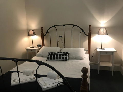 Grosvenor Hotel - Accommodation 4U 12