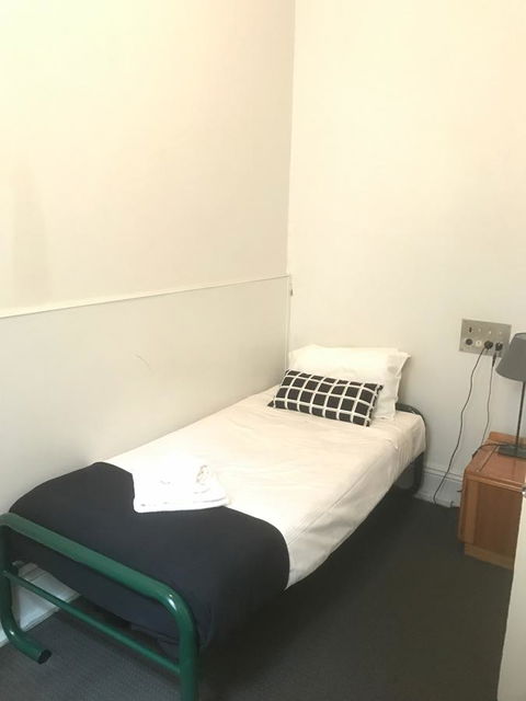 Grosvenor Hotel - Accommodation 4U 6