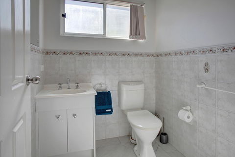 Bay Bliss - Accommodation 4U 9