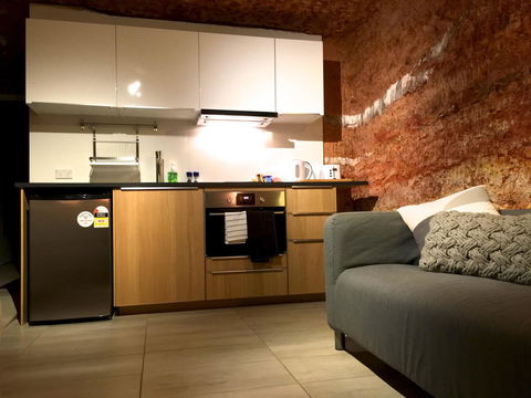 The Lookout Cave Underground Motel - Accommodation 4U 13