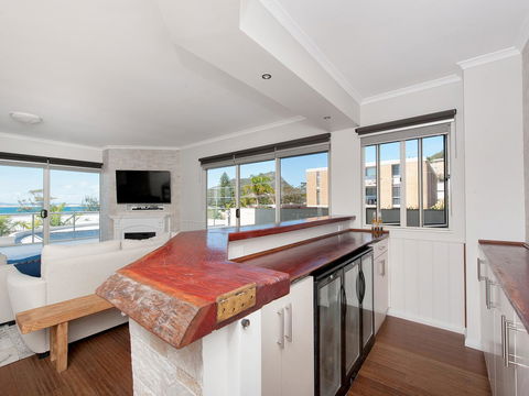 Ramada Resort By Wyndham Shoal Bay - Accommodation 4U 12