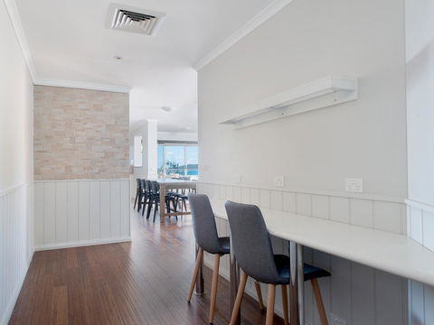Ramada Resort By Wyndham Shoal Bay - Accommodation 4U 19