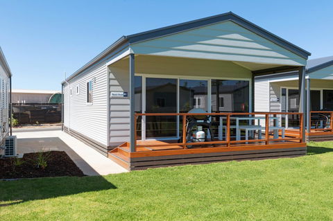 Discovery Parks - West Beach Parks - Accommodation 4U 15