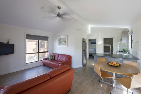 Discovery Parks - West Beach Parks - Accommodation 4U 21