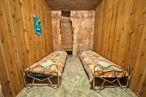 Radeka Downunder Underground Motel - Accommodation 4U 6