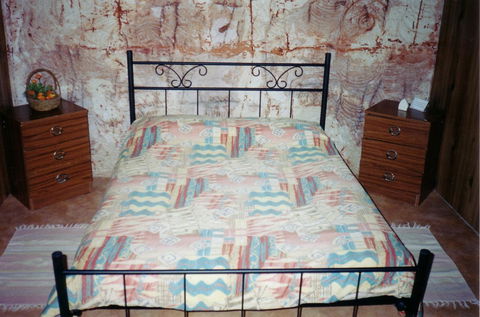 Radeka Downunder Underground Motel - Accommodation 4U 3