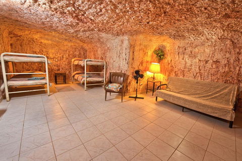 Radeka Downunder Underground Motel - Accommodation 4U 4