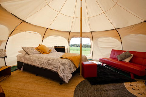 Bukirk Glamping & Fancy Coops - Accommodation 4U 2