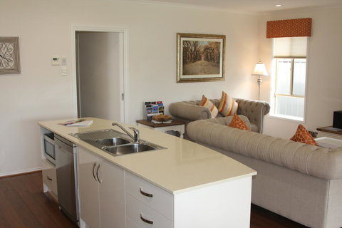 C And C Tanunda - Accommodation 4U 12