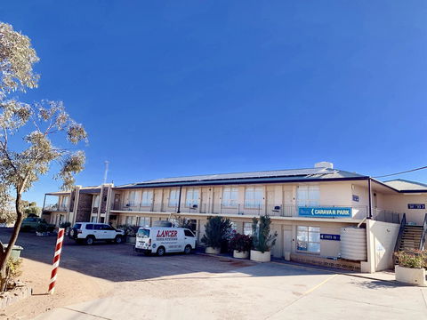 Opal Inn Hotel, Motel, Caravan Park - Accommodation 4U 36