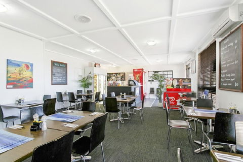 The Ocean Crest - Accommodation 4U 5
