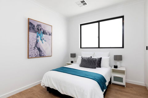 Brand New Affordable Luxury 3 Bedroom 3 Bathrooms House Close To Adelaide City, Chinatown, Beach, Adelaide Airport - Accommodation 4U 11