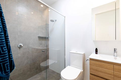 Brand New Affordable Luxury 3 Bedroom 3 Bathrooms House Close To Adelaide City, Chinatown, Beach, Adelaide Airport - Accommodation 4U 9