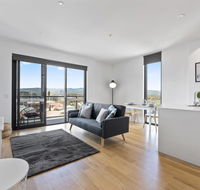 Views On Surflen - Accommodation 4U