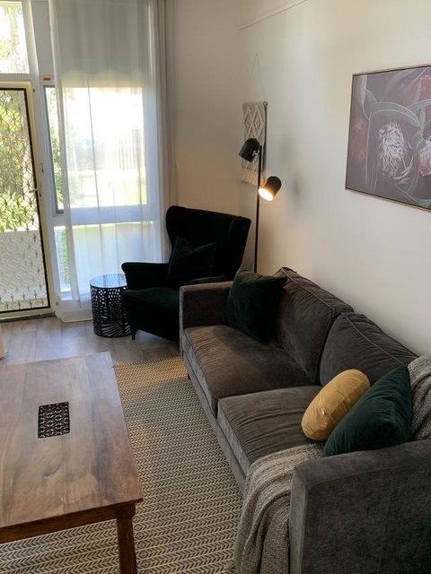 Sunshine Four - Accommodation 4U 7