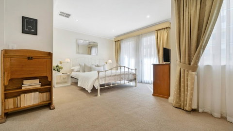 GOUGER 265 - Accommodation 4U 12