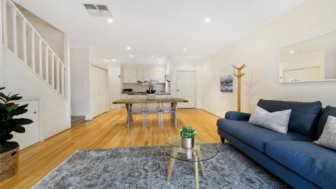 GOUGER 265 - Accommodation 4U 17