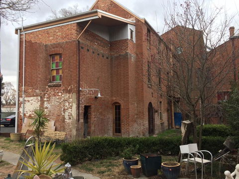 Original Hat Factory - Accommodation 4U 5