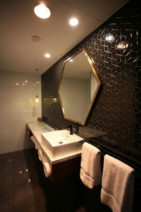 Ellen Hotel - Accommodation 4U 25