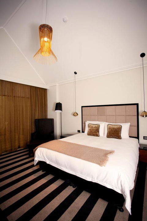 Ellen Hotel - Accommodation 4U 15