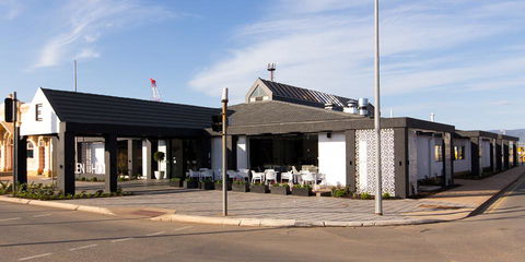 Ellen Hotel - Accommodation 4U 9