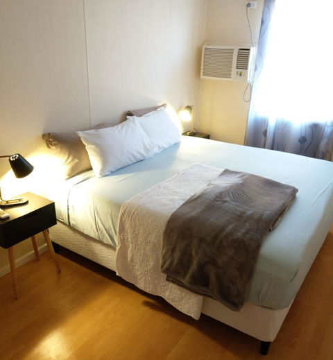 Desert Gum Retreat Gough St - Accommodation 4U 3