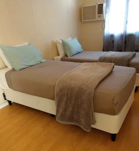 Desert Gum Retreat Gough St - Accommodation 4U 4
