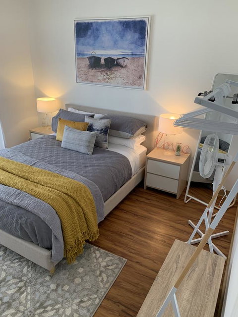 Sunshine Three - Accommodation 4U 26