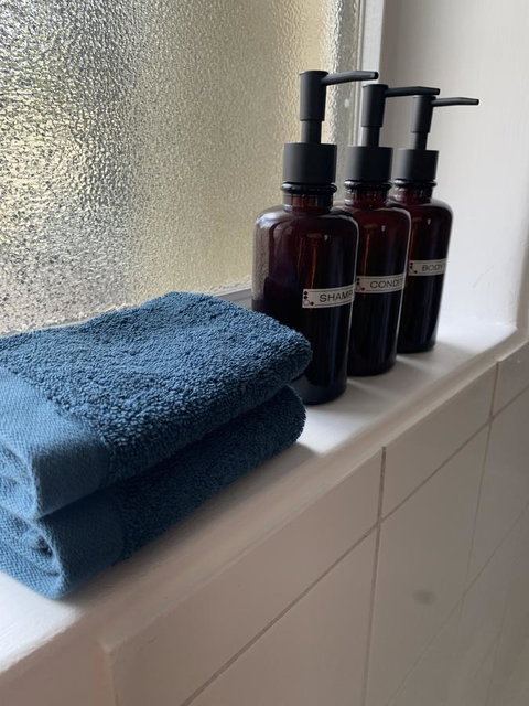 Sunshine Three - Accommodation 4U 36