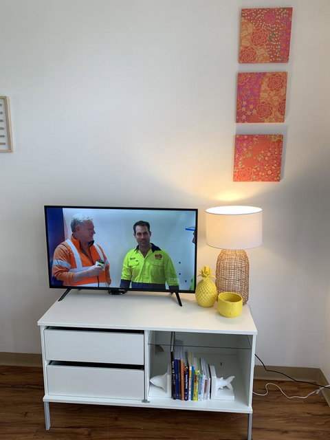 Sunshine Three - Accommodation 4U 1