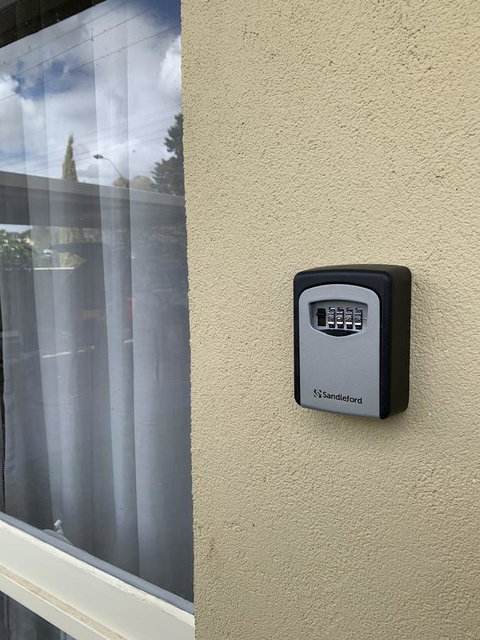 Sunshine Three - Accommodation 4U 41