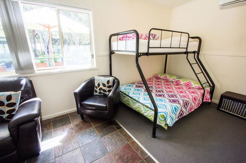 The Retreat Port Stephens - Accommodation 4U 3