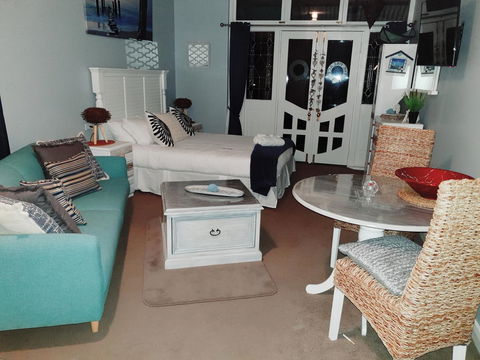 Court House - Studio - Accommodation 4U 0