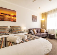 Ocean Sunset Glenelg Central Studios - Accommodation 4U