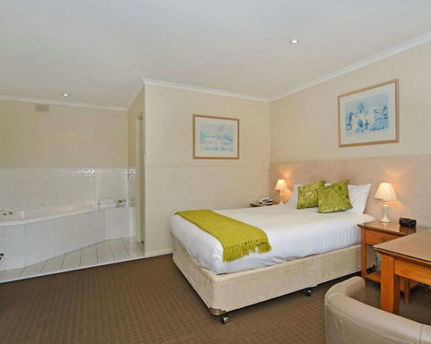 Comfort Inn Victor Harbor - Accommodation 4U 9