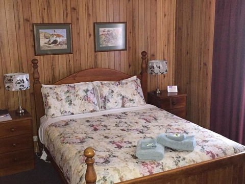 Clare Valley Cabins - Accommodation 4U 28