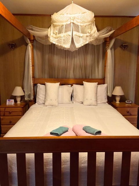 Clare Valley Cabins - Accommodation 4U 2