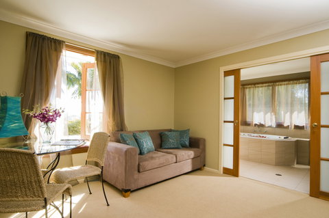 SummerHills Retreat Byron Bay - Accommodation 4U 13